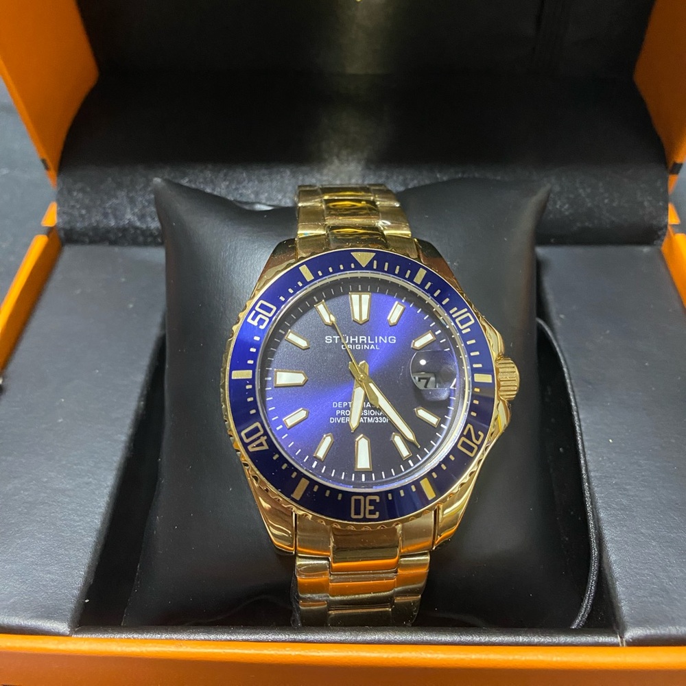 Men watch- Stuhrling Original, Gold/Blue